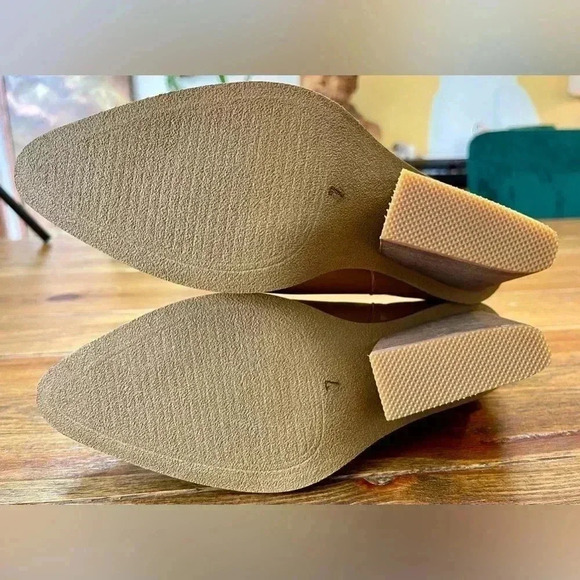 Silvia Cobos | Shoot for the Moon | Honey | Cowboy Cowgirl Boots 7 - Picture 5 of 6